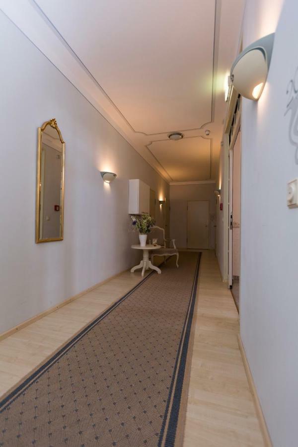Hotel Burghof Хоф Екстериор снимка