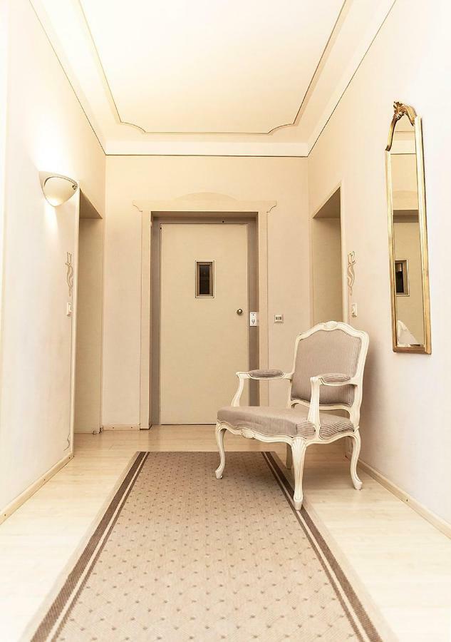 Hotel Burghof Хоф Екстериор снимка